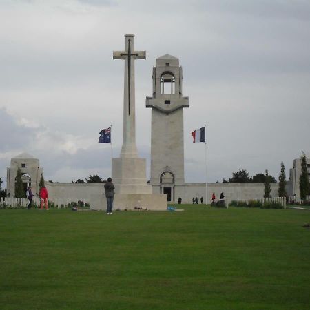 Le Gite De Beatrice Et Laurent Apartment Villers-Bretonneux Екстериор снимка
